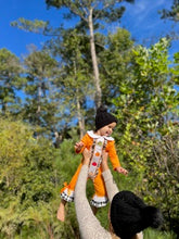 Load image into Gallery viewer, Mommy and Me Cable Knit Beanie