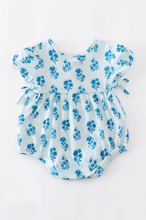 Load image into Gallery viewer, Baby Blue Vintage Charm Bubble